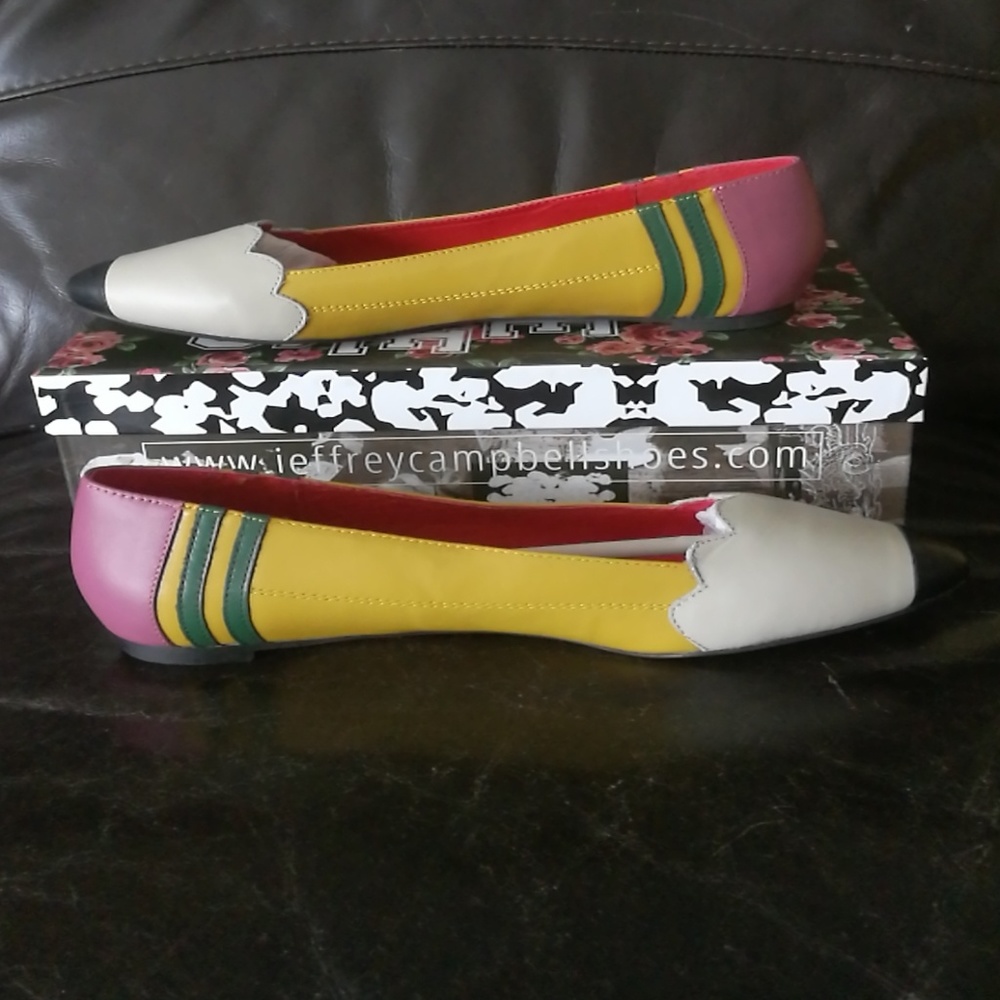 ModCloth Pencil me in flats